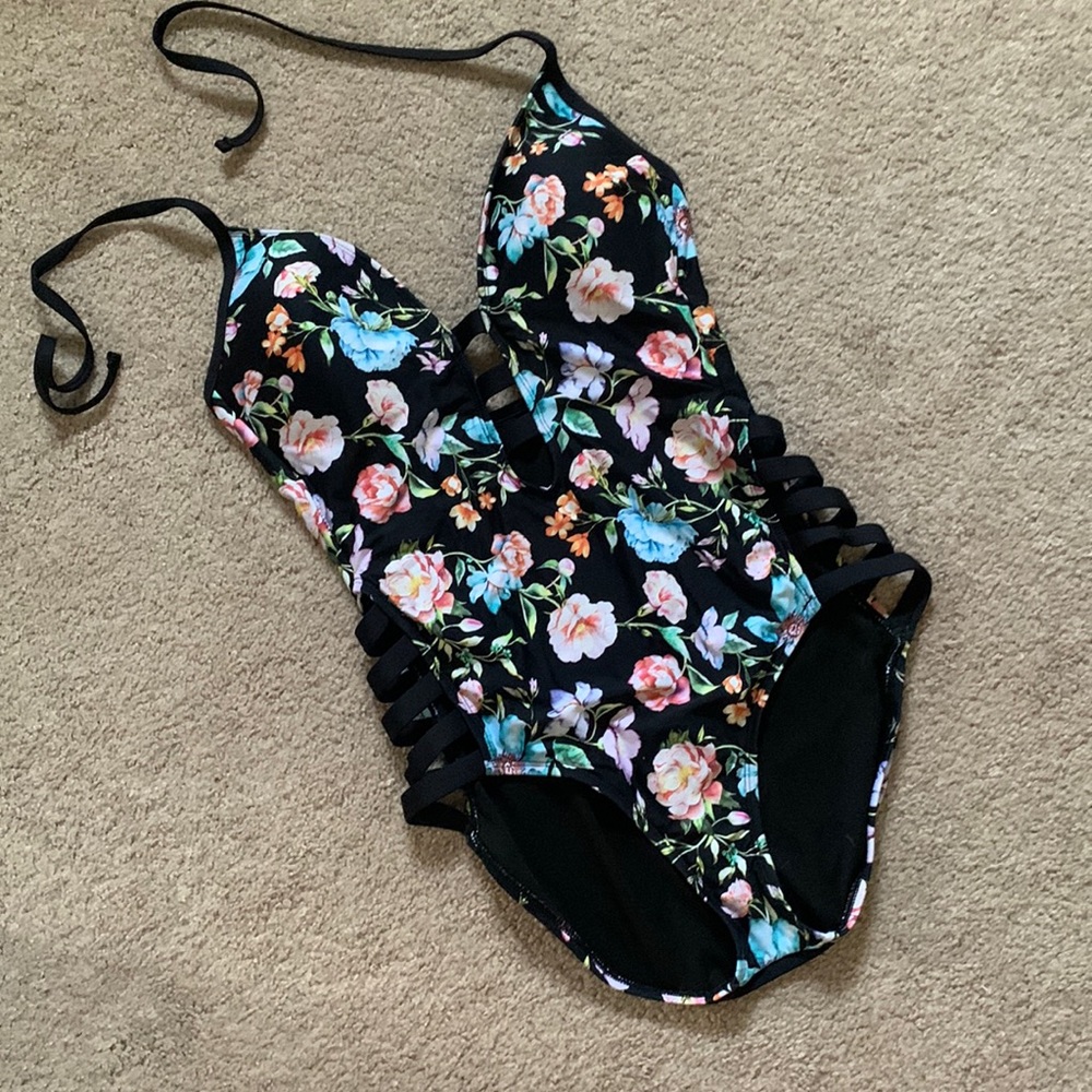 Kenneth Cole Reaction Black Floral One-Piece Swimsuit